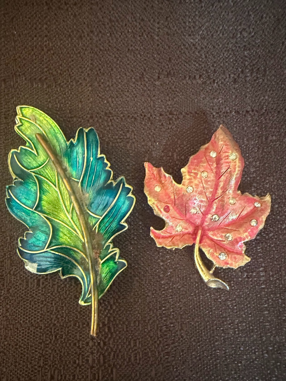 Leaf-shaped Enamel Brooch Set in Green and Pink